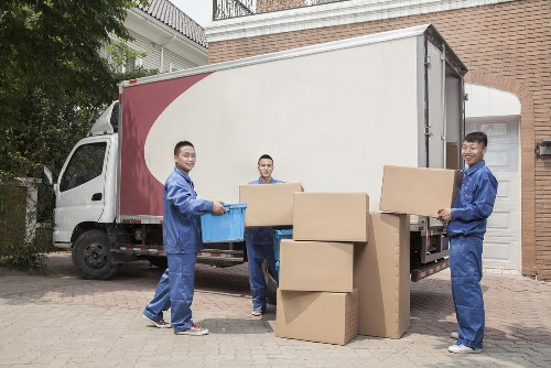 Local truck helping with flat and house moves near Dulwich
