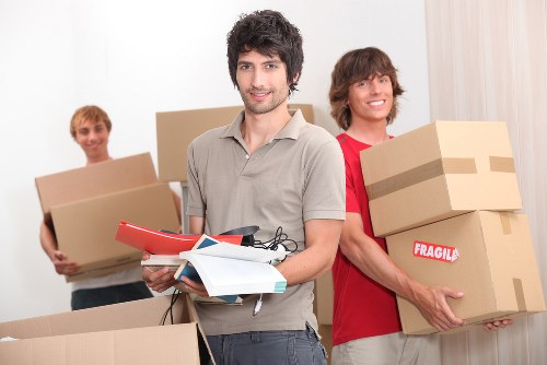 Household and office removal van support across Dulwich