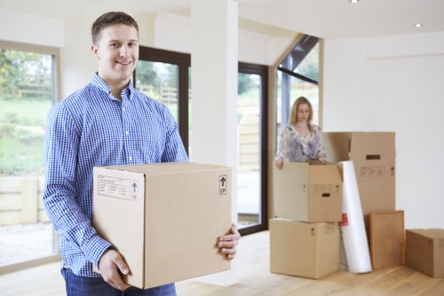 Local moving van suitable for flats and houses in Dulwich